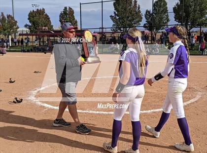 Thumbnail 2 in Lutheran vs. University (CHSAA 3A Championship) photogallery.