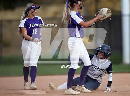 Thumbnail 2 in Lutheran vs. University (CHSAA 3A Championship) photogallery.
