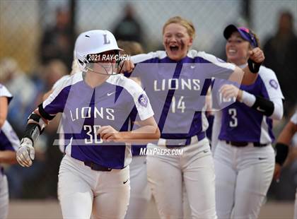 Thumbnail 1 in Lutheran vs. University (CHSAA 3A Championship) photogallery.