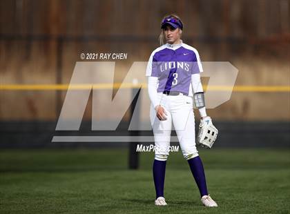 Thumbnail 3 in Lutheran vs. University (CHSAA 3A Championship) photogallery.