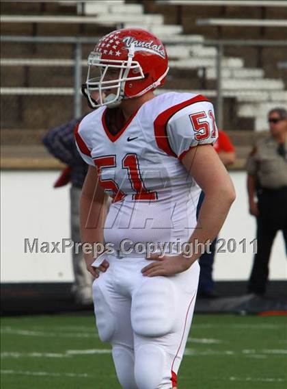 Thumbnail 3 in Van vs. Gilmer (3A Division 2 Region 2 Area Playoffs) photogallery.