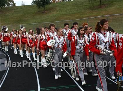 Thumbnail 1 in Van vs. Gilmer (3A Division 2 Region 2 Area Playoffs) photogallery.