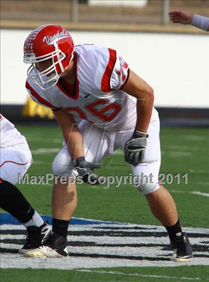 Thumbnail 1 in Van vs. Gilmer (3A Division 2 Region 2 Area Playoffs) photogallery.