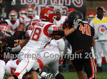 Thumbnail 3 in Van vs. Gilmer (3A Division 2 Region 2 Area Playoffs) photogallery.
