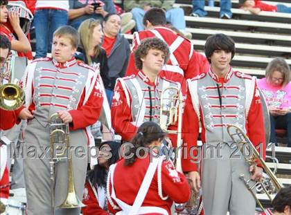 Thumbnail 3 in Van vs. Gilmer (3A Division 2 Region 2 Area Playoffs) photogallery.