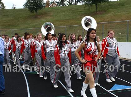 Thumbnail 3 in Van vs. Gilmer (3A Division 2 Region 2 Area Playoffs) photogallery.