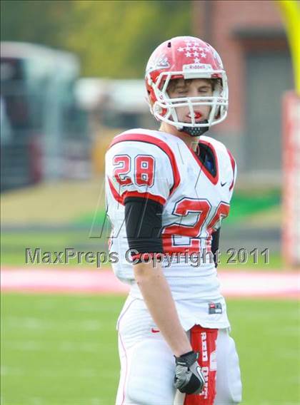 Thumbnail 3 in Van vs. Gilmer (3A Division 2 Region 2 Area Playoffs) photogallery.