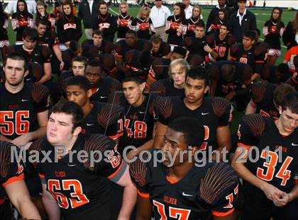 Thumbnail 3 in Van vs. Gilmer (3A Division 2 Region 2 Area Playoffs) photogallery.