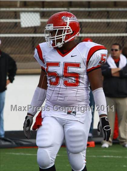 Thumbnail 1 in Van vs. Gilmer (3A Division 2 Region 2 Area Playoffs) photogallery.