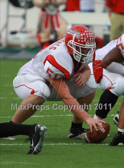 Thumbnail 1 in Van vs. Gilmer (3A Division 2 Region 2 Area Playoffs) photogallery.