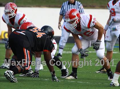 Thumbnail 3 in Van vs. Gilmer (3A Division 2 Region 2 Area Playoffs) photogallery.