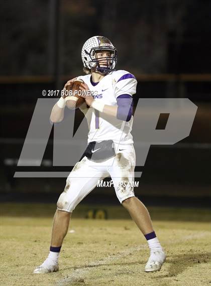 Thumbnail 3 in Woodbridge vs. Lake Braddock (VHSL 6A North Region C Semifinal) photogallery.