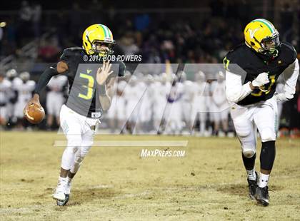 Thumbnail 2 in Woodbridge vs. Lake Braddock (VHSL 6A North Region C Semifinal) photogallery.