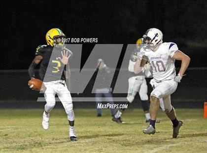 Thumbnail 1 in Woodbridge vs. Lake Braddock (VHSL 6A North Region C Semifinal) photogallery.