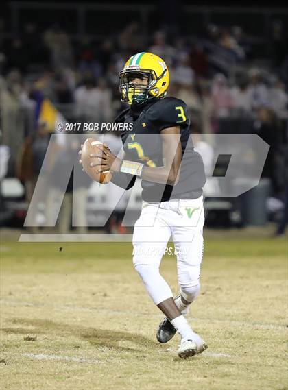 Thumbnail 3 in Woodbridge vs. Lake Braddock (VHSL 6A North Region C Semifinal) photogallery.