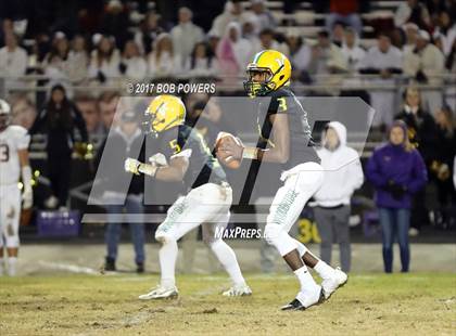 Thumbnail 3 in Woodbridge vs. Lake Braddock (VHSL 6A North Region C Semifinal) photogallery.
