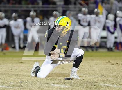 Thumbnail 3 in Woodbridge vs. Lake Braddock (VHSL 6A North Region C Semifinal) photogallery.