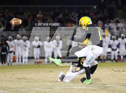 Thumbnail 3 in Woodbridge vs. Lake Braddock (VHSL 6A North Region C Semifinal) photogallery.