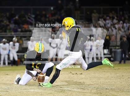 Thumbnail 2 in Woodbridge vs. Lake Braddock (VHSL 6A North Region C Semifinal) photogallery.