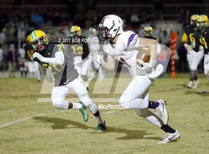 Thumbnail 2 in Woodbridge vs. Lake Braddock (VHSL 6A North Region C Semifinal) photogallery.