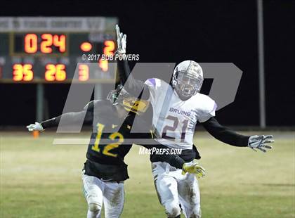 Thumbnail 1 in Woodbridge vs. Lake Braddock (VHSL 6A North Region C Semifinal) photogallery.