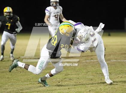 Thumbnail 2 in Woodbridge vs. Lake Braddock (VHSL 6A North Region C Semifinal) photogallery.