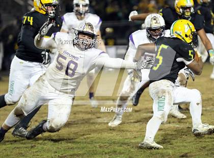 Thumbnail 1 in Woodbridge vs. Lake Braddock (VHSL 6A North Region C Semifinal) photogallery.