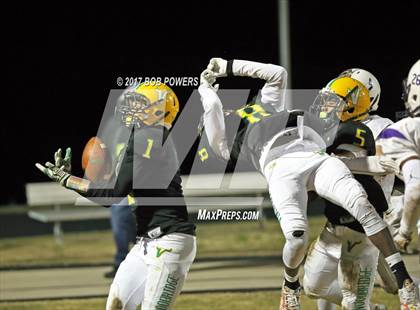 Thumbnail 2 in Woodbridge vs. Lake Braddock (VHSL 6A North Region C Semifinal) photogallery.