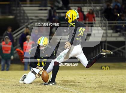 Thumbnail 2 in Woodbridge vs. Lake Braddock (VHSL 6A North Region C Semifinal) photogallery.