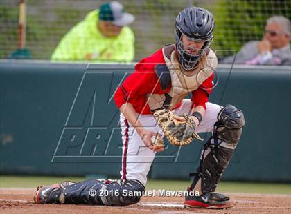 Thumbnail 3 in Notre Dame (SO) vs Harvard-Westlake photogallery.