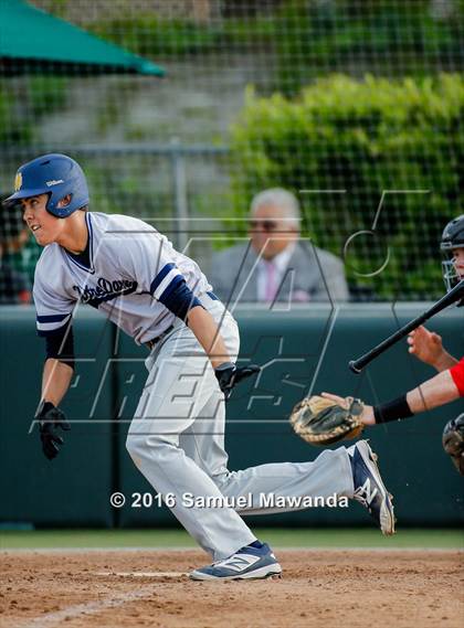 Thumbnail 3 in Notre Dame (SO) vs Harvard-Westlake photogallery.