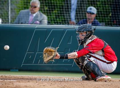 Thumbnail 3 in Notre Dame (SO) vs Harvard-Westlake photogallery.