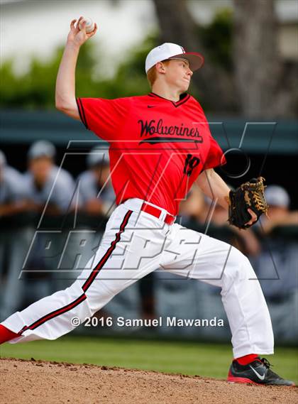 Thumbnail 2 in Notre Dame (SO) vs Harvard-Westlake photogallery.