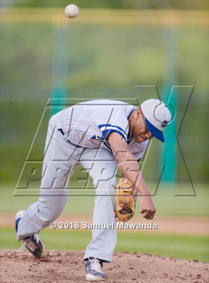 Thumbnail 3 in Notre Dame (SO) vs Harvard-Westlake photogallery.