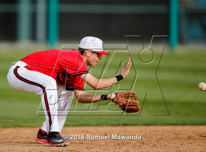 Thumbnail 3 in Notre Dame (SO) vs Harvard-Westlake photogallery.