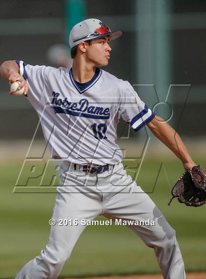 Thumbnail 2 in Notre Dame (SO) vs Harvard-Westlake photogallery.