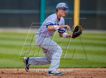 Thumbnail 3 in Notre Dame (SO) vs Harvard-Westlake photogallery.