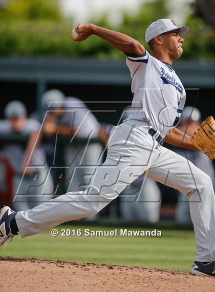 Thumbnail 1 in Notre Dame (SO) vs Harvard-Westlake photogallery.