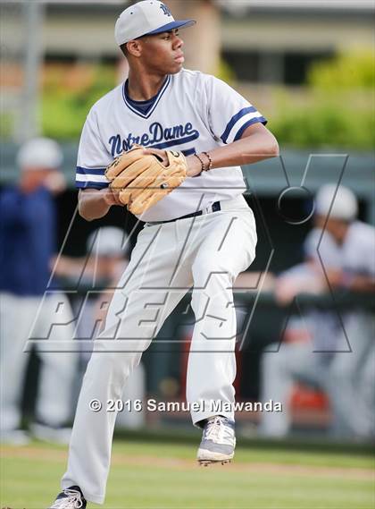 Thumbnail 1 in Notre Dame (SO) vs Harvard-Westlake photogallery.
