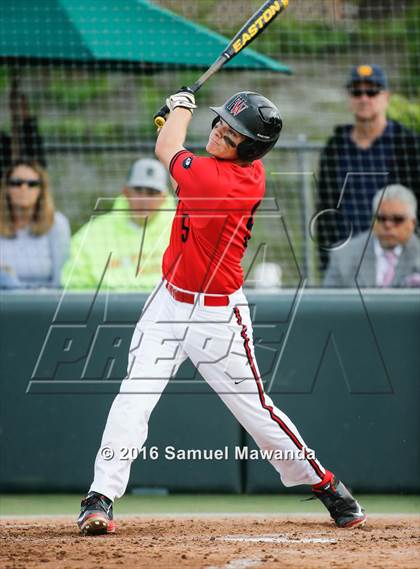 Thumbnail 3 in Notre Dame (SO) vs Harvard-Westlake photogallery.