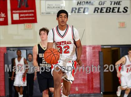 Thumbnail 1 in Knoxville Central vs Bradley Central (Maryville Christmas Invitational Tournament) photogallery.