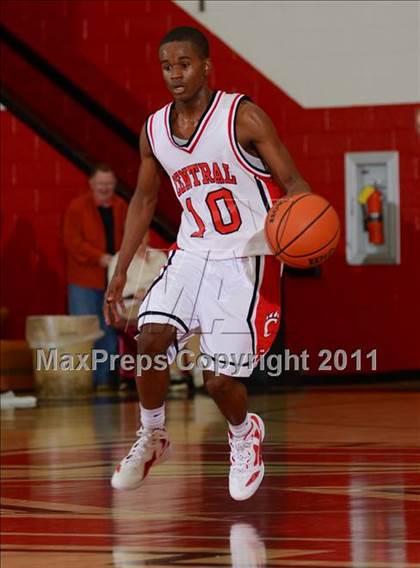 Thumbnail 1 in Knoxville Central vs Bradley Central (Maryville Christmas Invitational Tournament) photogallery.