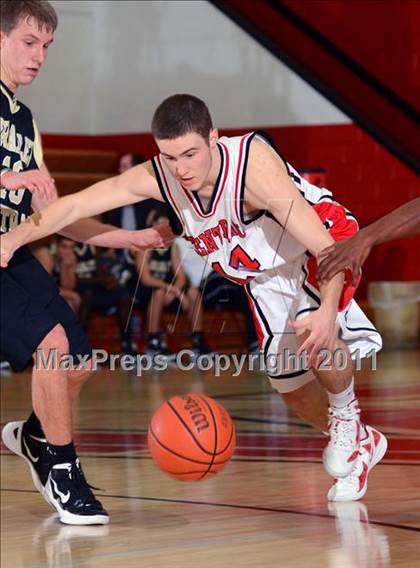Thumbnail 3 in Knoxville Central vs Bradley Central (Maryville Christmas Invitational Tournament) photogallery.