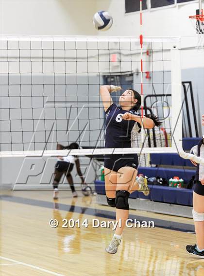 Thumbnail 1 in San Marino vs. Flintridge Prep photogallery.