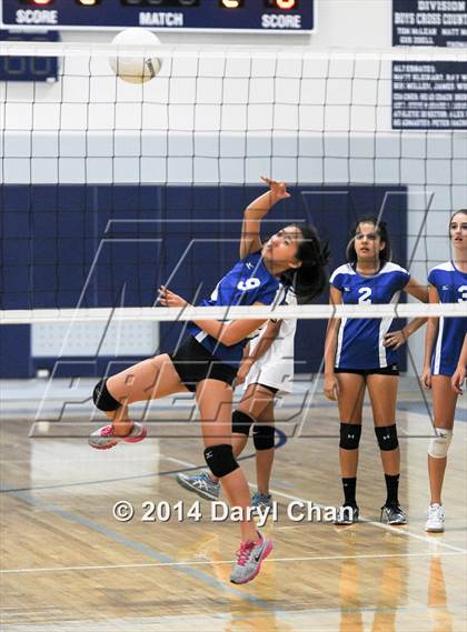 Thumbnail 1 in San Marino vs. Flintridge Prep photogallery.