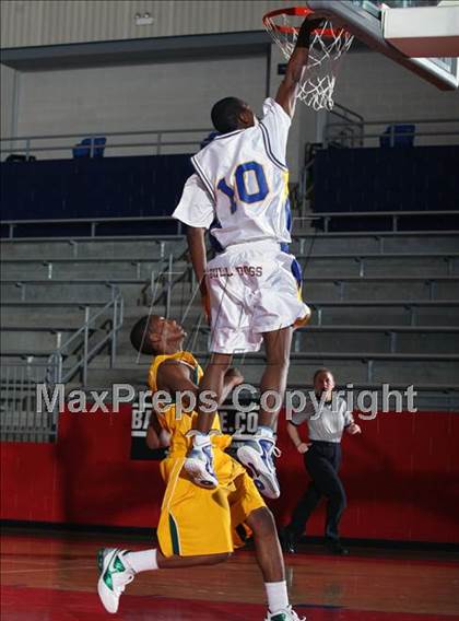 Thumbnail 1 in Carroll vs Dallas Madison (Metroplex Thanksgiving Hoopfest) photogallery.