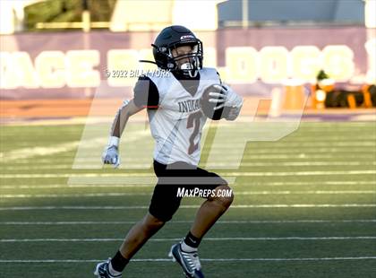 Thumbnail 2 in Grand Saline Indians vs Eustace Bulldogs photogallery.