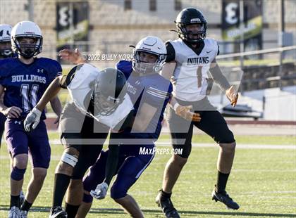Thumbnail 3 in Grand Saline Indians vs Eustace Bulldogs photogallery.