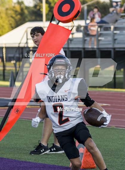 Thumbnail 1 in Grand Saline Indians vs Eustace Bulldogs photogallery.