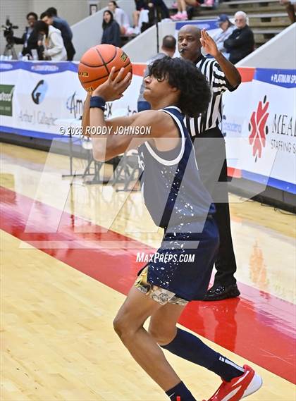 Thumbnail 2 in Allen vs. Dawson (McDonald's Texas Invitational) photogallery.